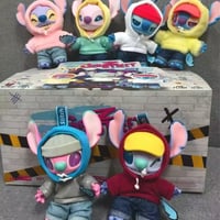 ميدالية ستيتش ستريت - Stitch Street