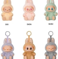 ميدالية لابوبو الجالس بوب مارت - Labubu Sitting Do...