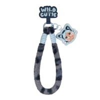 ميدالية كراي بيبي وايلد بت كيوتي الاصدار البني بوب...