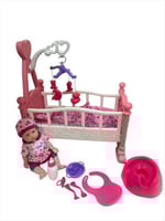 سرير مع بيبي