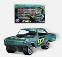 سيارة 16 شكل عشوائي