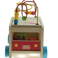 سيارة تركيب خشب