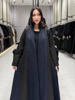 عبايه قماش كتان مع اضافة تطريز