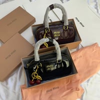 شنطة ميو ميو