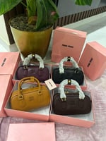 شنطة ميو ميو