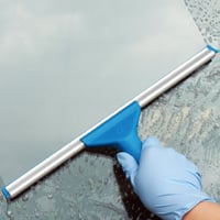 مساحة زجاج ربل 55سم فريم المنيوم