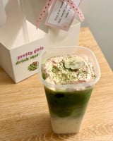 ماتشا لاتيه مع سويت فوم