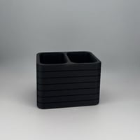 منظم ريموتات وأدوات الطاولة