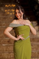 فستان علاق مائل كريستال