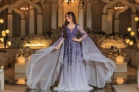 فستان سهرة ملكي مستوحى من سحر الطبيعة موف، بتطريز...