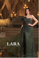 فستان بكتف واحد وتفاصيل لامعة بلون زيتي أنيق"