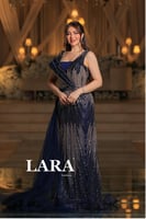 فستان فخم بلون كحلي ،تألق بتطريز لامع يمتد بانسياب...