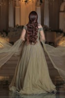 فستان سهرة طويل ومنفوش، بقصة سندريلا أو أميرة، مع...