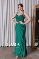 فستان سهرة علاق تل بفتحه جانبية