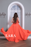 فستان شيفون طويل مزين بكرستالات على الصدر