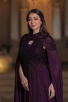 فستان سهرة بلون بنفسجي ملكي داكن، مصنوع من قماش فا...