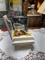 صندوق موسيقي عتيق على شكل بيانو، من الصناعة الصيني...