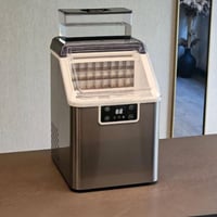 صانعة ثلج مكعبات منزلية