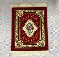 كوستر بشكل سجادة