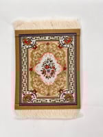 كوستر بشكل سجادة