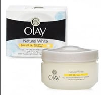 اولاي كريم النهار بدرجة حماية 24 SPF لتفتيح البشرة...