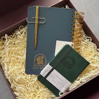 طقم اخضر سلك