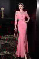 فستان طويل سهرة فخم مزين بالفوينكا ورشة