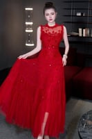 فستان طويل فخم للمناسبات