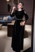 فستان ميدي انيق للمناسبات مزين باللؤلؤ على الصدر