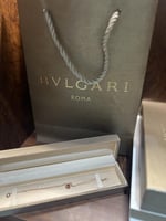 اسوارة ديفاز دريم بحجر عقبق احمر وذهب وردي