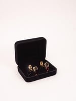 كبك ثوب ذهبي وأحمر قرمزي