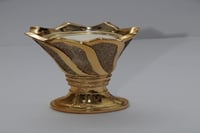 مبخرة ذهبية مزينة فاخرة