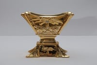 مبخرة ذهبية مزخرفة بالنخل فاخرة