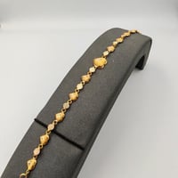 إسوارة ذهب عيار 18