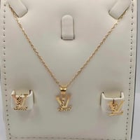 طقم ذهب عيار 18 - 18K Gold Set