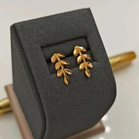 18K Gold Earrings - حلق ذهب عيار 18