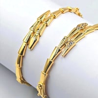18K Gold Bangle