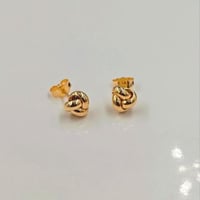18k Gold Earrings - حلق عيار 18