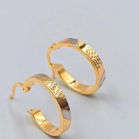 حلق ذهب عيار 18 - 18K Gold Earrings