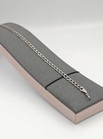 White Gold Bracelet 18K - إسوارة ذهب ابيض عيار 18