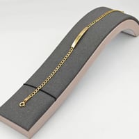 اسوارة ذهب عيار 18