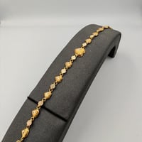 إسوارة ذهب عيار 18