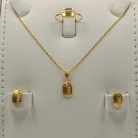 طقم ذهب عيار 18 - 18K Gold Set