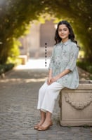 طقم بناتي مشجر