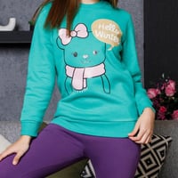 بيجامة بناتي طباعة دبدوبة وكلمة HELLO WINTER