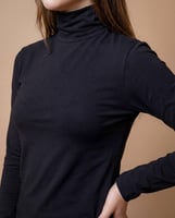 توب كم رقبة عريضة بناتي شبابي