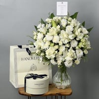 شوكلت هانوفريان مع فازه ورد