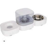 ماكليه ومشربية للقطط