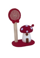 عمود خدش للقطط بتصميم فطر ملون لتسلية القطط