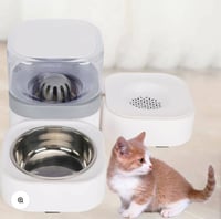 ماكليه ومشربية للقطط